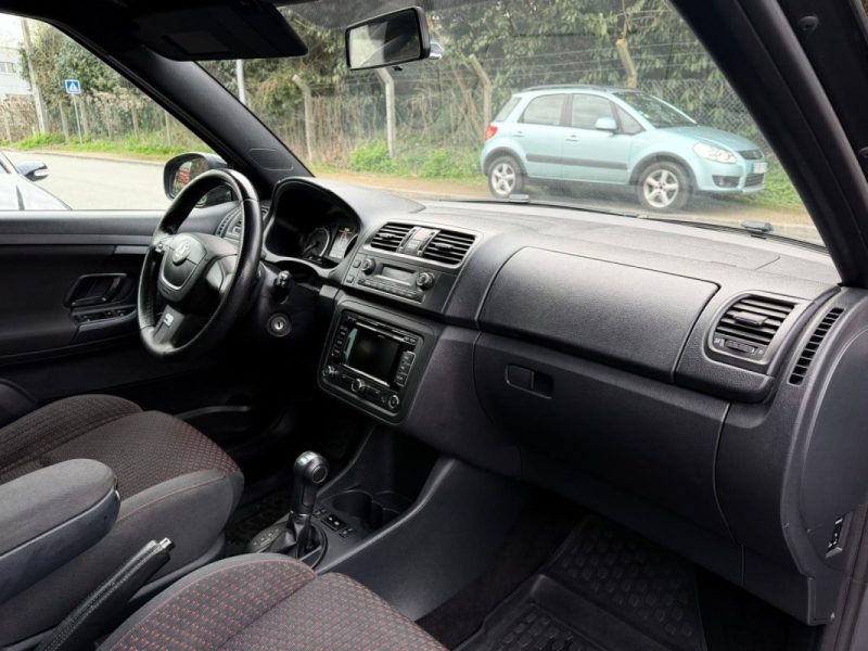 SKODA FABIA 1.4 TSI 180 RS DSG 