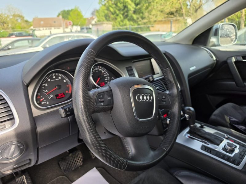 AUDI Q7 4.2 V8 FSI QUATTRO 2007 - 122738 KM