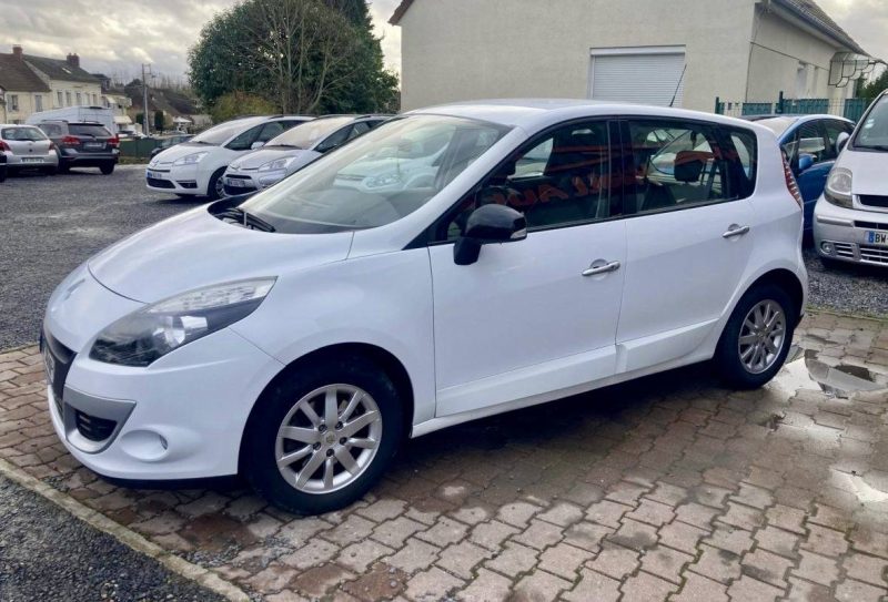 RENAULT SCENIC III 1.5L dCi 110ch Exception_Semi Cuir / Révisée&Garantie
