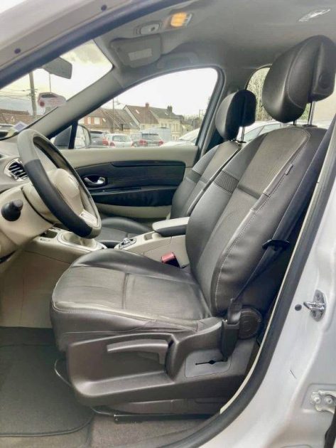 RENAULT SCENIC III 1.5L dCi 110ch Exception_Semi Cuir / Révisée&Garantie