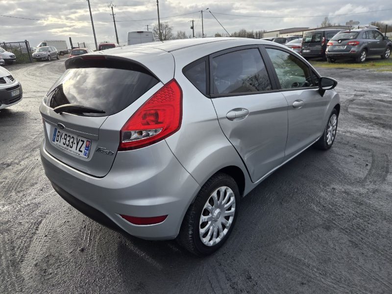 FORD FIESTA 1.2 82CH AMBIENTE 2011