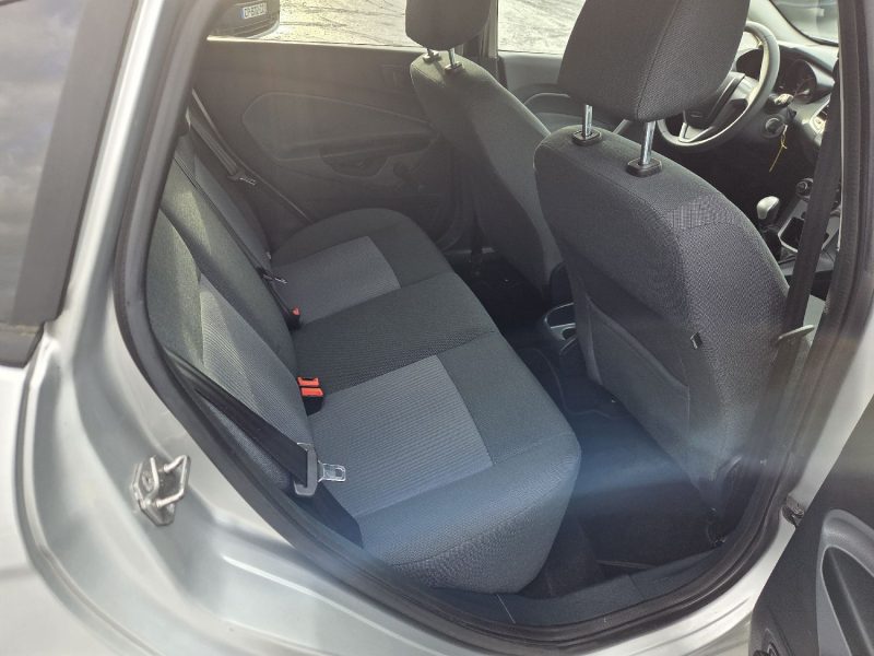 FORD FIESTA 1.2 82CH AMBIENTE 2011