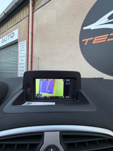 RENAULT CLIO III 1.5 DCI 85 DYNAMIQUE TOMTOM