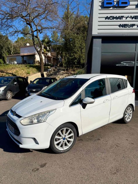FORD B-MAX 1.5 TDCI TITANIUM BUSINESS NAV 2017