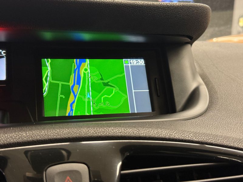 RENAULT Grand Scenic 3 (III) 1.5 dCi 110 ch Exception 7places