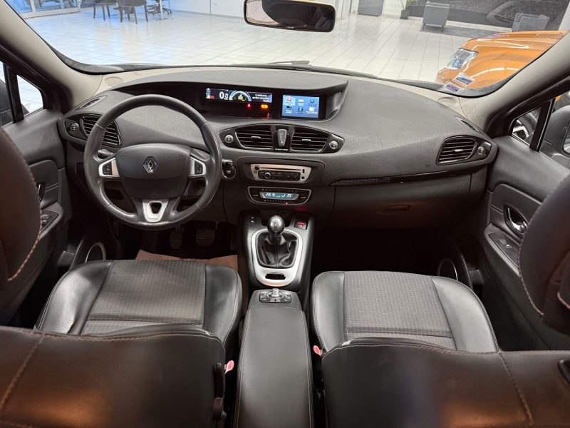 RENAULT Grand Scenic 3 (III) 1.5 dCi 110 ch Exception 7places
