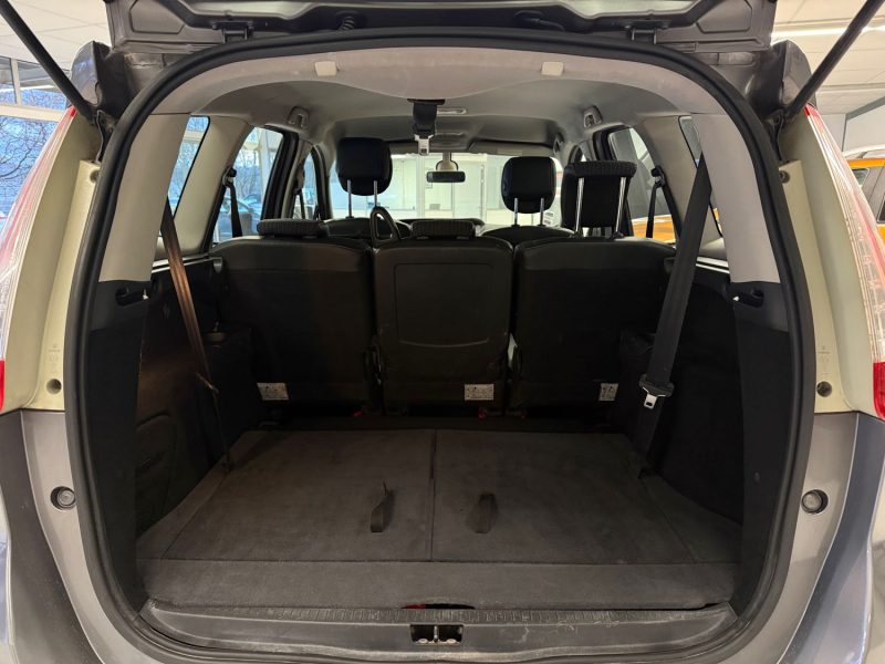 RENAULT Grand Scenic 3 (III) 1.5 dCi 110 ch Exception 7places