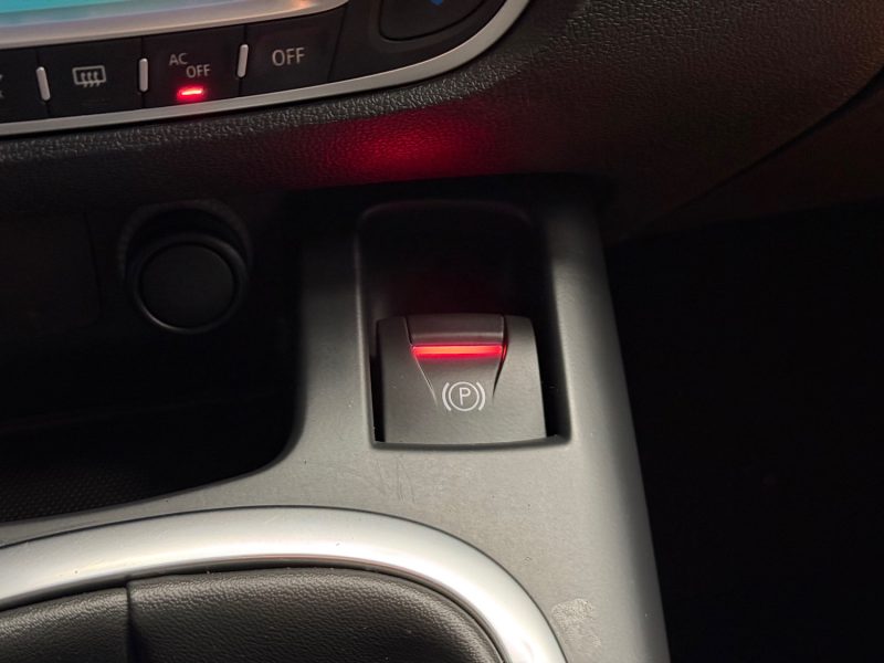 RENAULT Grand Scenic 3 (III) 1.5 dCi 110 ch Exception 7places