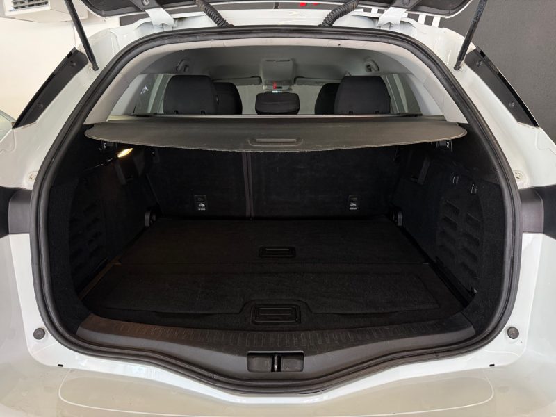 RENAULT Megane IV Grandtour 1.5 Blue dCi 115 ch Business EDC Boite Auto