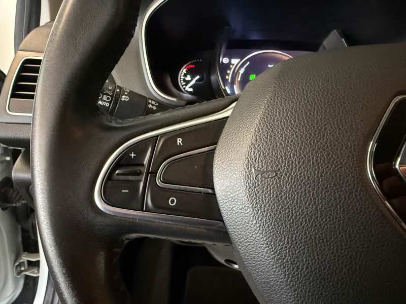 RENAULT Megane IV Grandtour 1.5 Blue dCi 115 ch Business EDC Boite Auto
