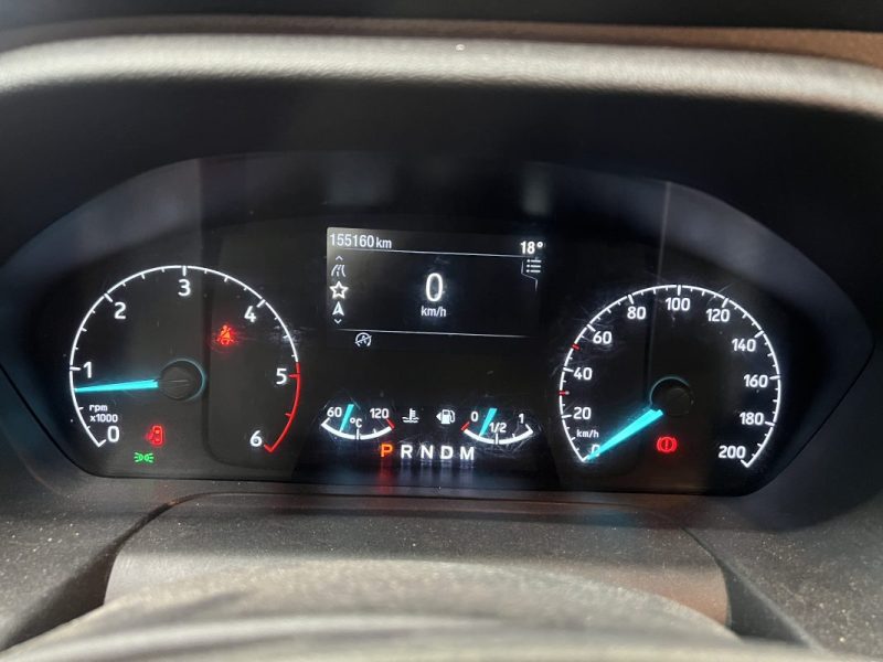 Ford Transit Benne 2.0 TDCI 170ch Boite automatique | 156 500 KM | Carplay | Sièges chauffants