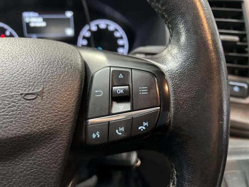 Ford Transit Benne 2.0 TDCI 170ch Boite automatique | 156 500 KM | Carplay | Sièges chauffants