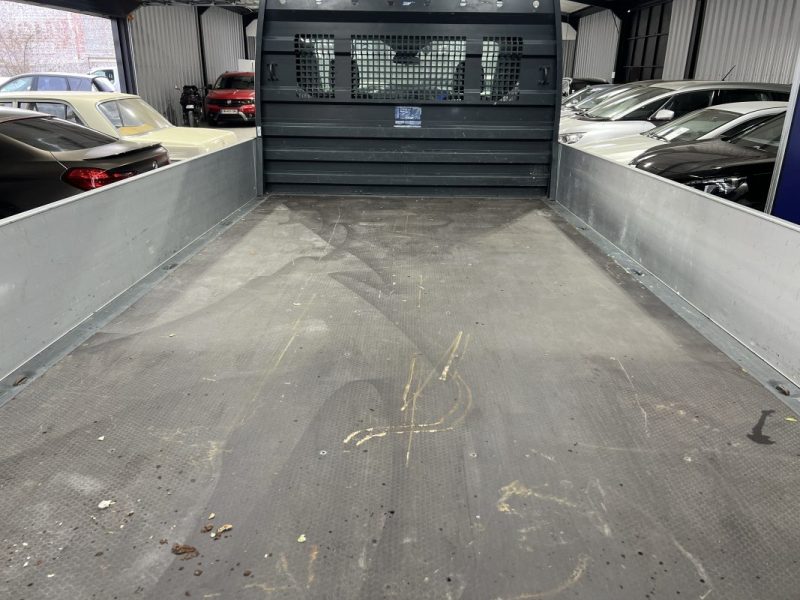 Ford Transit Benne 2.0 TDCI 170ch Boite automatique | 156 500 KM | Carplay | Sièges chauffants