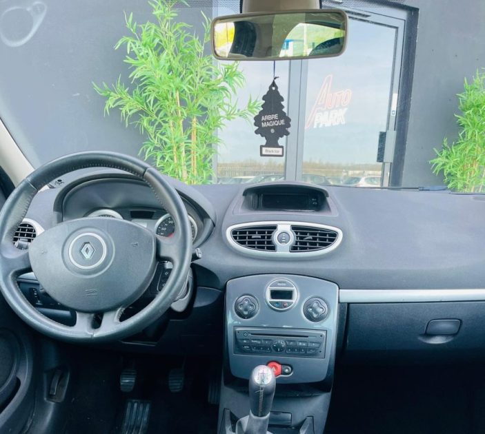 RENAULT CLIO III - Paiement 3x/4x/10x ✅