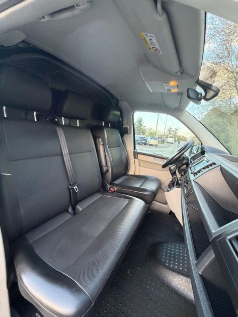 VOLKSWAGEN TRANSPORTER  6.1 2.0 BiTDI 204 FGN TOLE 4 MOTIONS DSG7 BUSINESS LINE L2H1