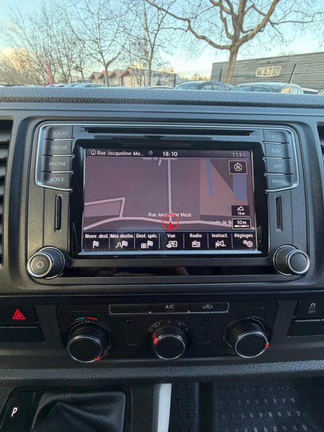 VOLKSWAGEN TRANSPORTER  6.1 2.0 BiTDI 204 FGN TOLE 4 MOTIONS DSG7 BUSINESS LINE L2H1