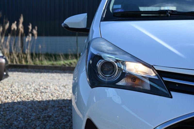TOYOTA YARIS HSD 100H DYNAMIC 2016