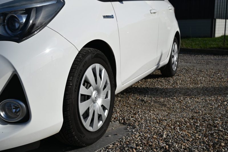 TOYOTA YARIS HSD 100H DYNAMIC 2016