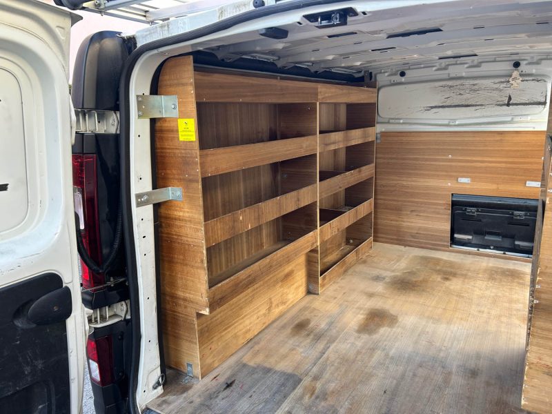 RENAULT TRAFIC 3  L1H1 1200 2.0 DCI 120CH CONFORT PRIX HT : 9991€