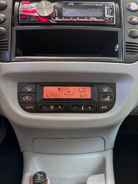 Citroën C3 Exclusive 1.4 HDi – Distribution neuve – Gros frais faits – Très propre