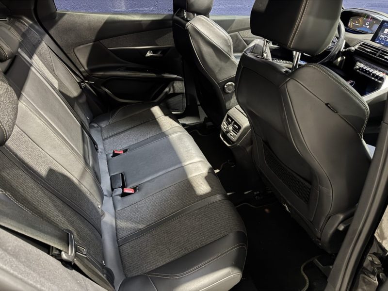 PEUGEOT 3008 1.5 BlueHDi 130ch GT LINE EAT8 / TOIT OUVRANT