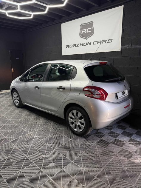 PEUGEOT 208 II 1.4 HDI 68 TVA RECUPERABLE 2 PLACES 