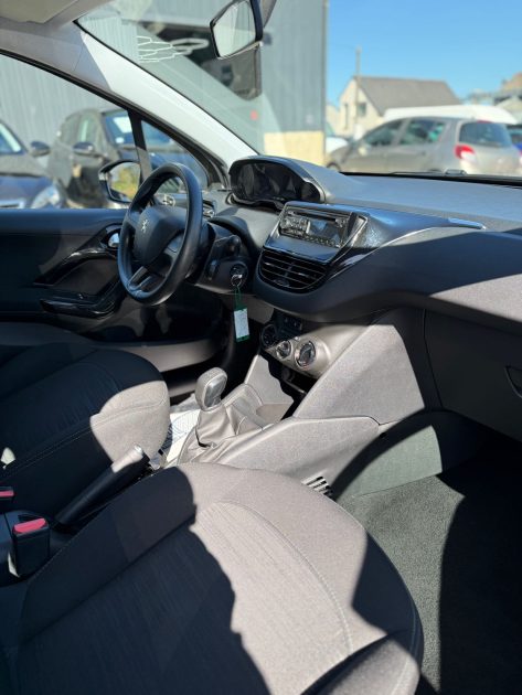 PEUGEOT 208 II 1.4 HDI 68 TVA RECUPERABLE 2 PLACES 