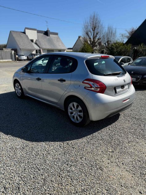 PEUGEOT 208 II 1.4 HDI 68 TVA RECUPERABLE 2 PLACES 