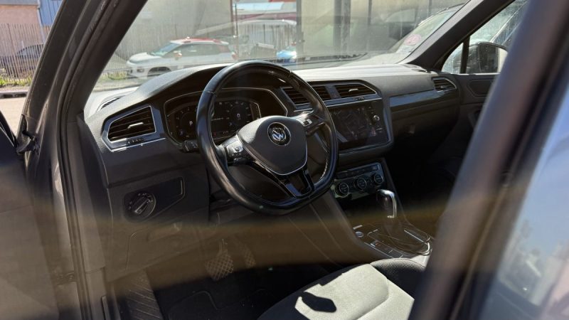 VOLKSWAGEN TIGUAN / R-LINE 1.5 TSI 150CH DSG7 2019