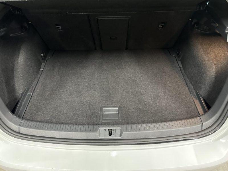 VOLKSWAGEN GOLF VII 1.5 TSI EVO 130CH CONNECT DSG7 - Excellent état - Garantie 6 mois - 