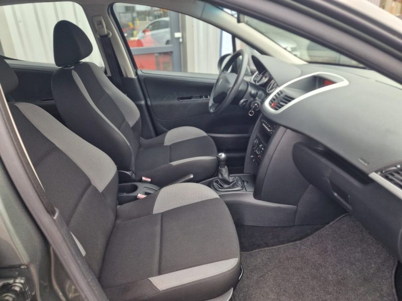 PEUGEOT 207 1.4 i TENDANCE 95CV 5 PORTES 