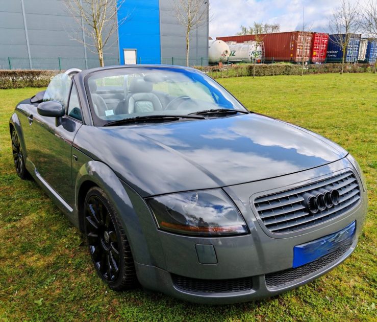 AUDI  TT  1.8T ROADSTER 