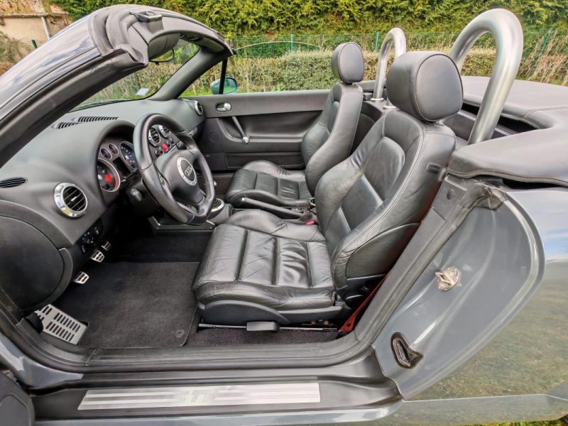 AUDI  TT  1.8T ROADSTER 