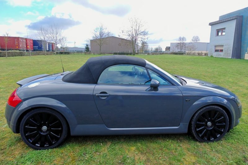AUDI  TT  1.8T ROADSTER 
