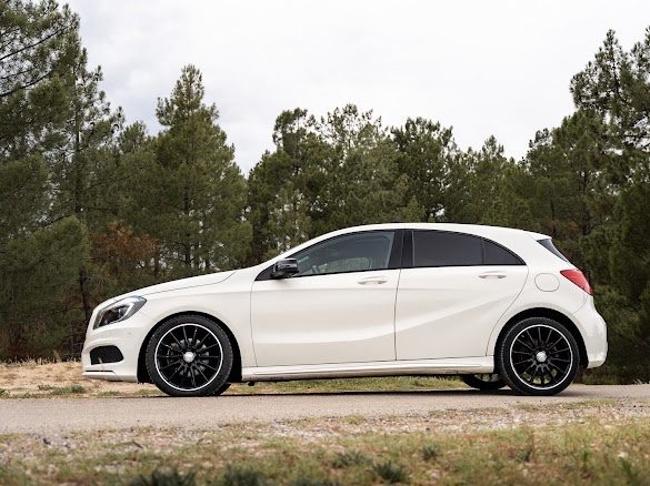 MERCEDES CLASSE A180D PACK AMG /TOIT OUVRANTT/SIEGE ELECTRIQUE/