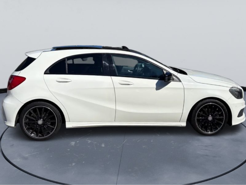 MERCEDES CLASSE A180D PACK AMG 2015