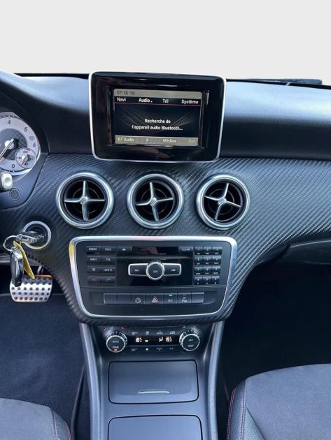 MERCEDES CLASSE A180D PACK AMG /TOIT OUVRANTT/SIEGE ELECTRIQUE/