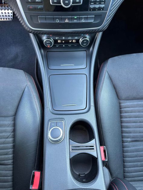 MERCEDES CLASSE A180D PACK AMG /TOIT OUVRANTT/SIEGE ELECTRIQUE/