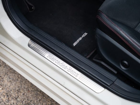 MERCEDES CLASSE A180D PACK AMG /TOIT OUVRANTT/SIEGE ELECTRIQUE/