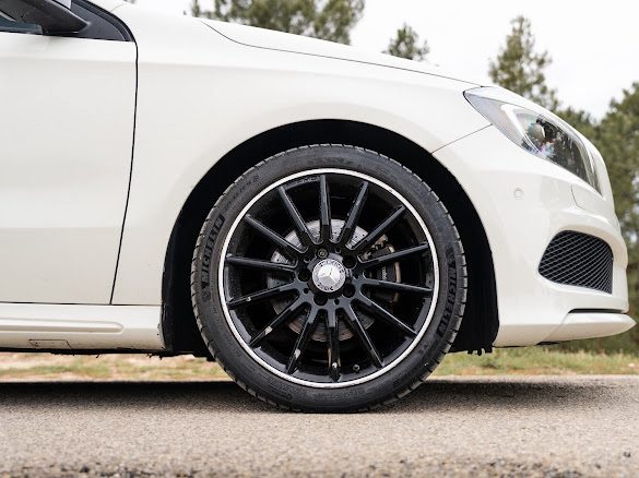 MERCEDES CLASSE A180D PACK AMG /TOIT OUVRANTT/SIEGE ELECTRIQUE/
