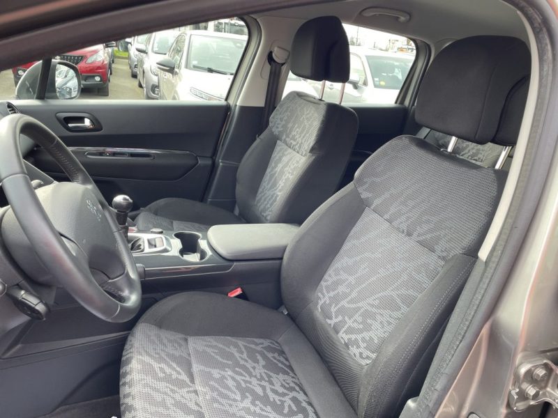 PEUGEOT 3008 1.6 VTI 120CV    GARANTIE 3/12 MOIS 2011