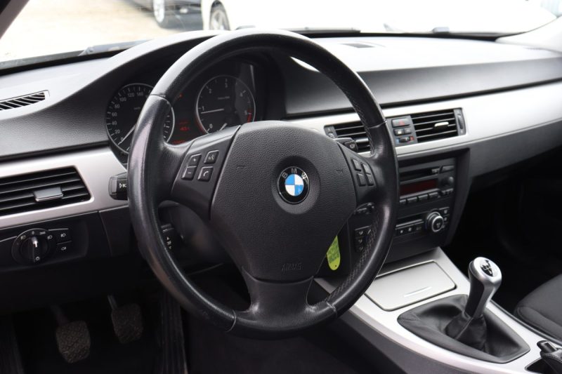 BMW SERIE 3 E90 320D 177CH CONFORT 