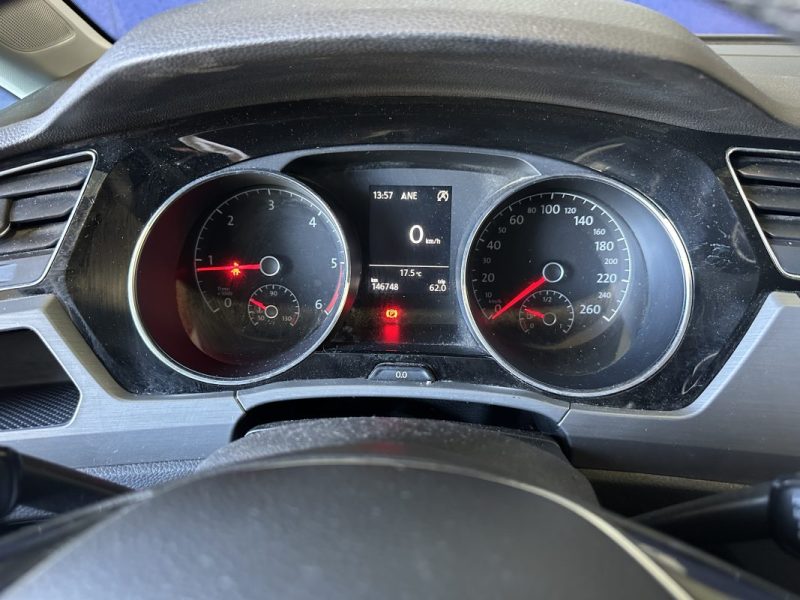 VOLKSWAGEN  TOURAN 2.0L TDI 150 CH / 7 PLACES /  CONFORT LINE  / DISTRI NEUVE 2016
