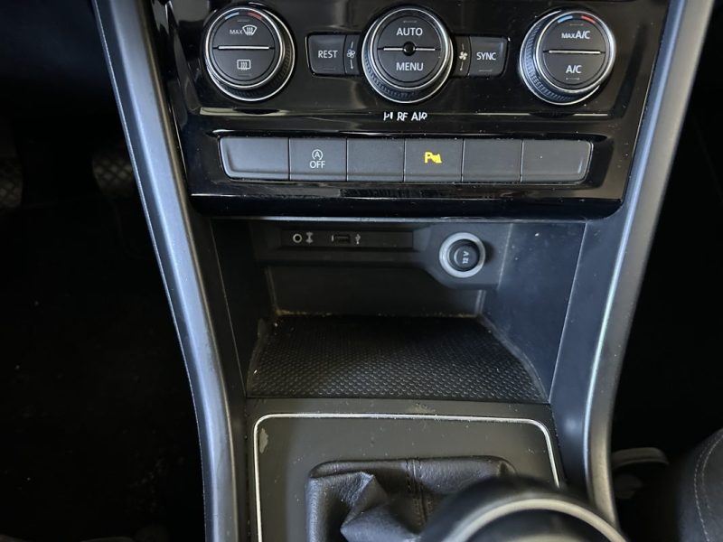VOLKSWAGEN  TOURAN 2.0L TDI 150 CH / 7 PLACES /  CONFORT LINE  / DISTRI NEUVE 2016