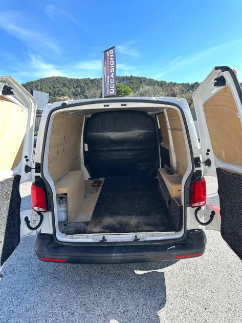 VOLKSWAGEN TRANSPORTER 2.8T L1H1 2.0 TDI 110 CV 