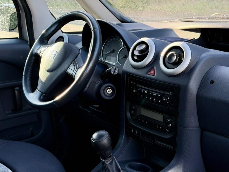 PEUGEOT 1007 DOLCE 1.4 HDI 