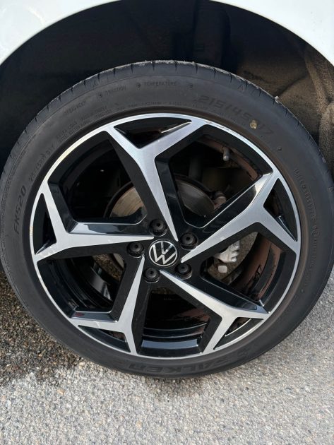 VOLKSWAGEN POLO 1.0 TSI 115 R-Line