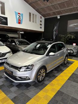 MAGNIFIQUE  VOLKSWAGEN POLO CARAT 1.2 TSI 110CH DSG7 (SUIVI D’ENTRETIEN VW, TOIT OUVRANT)
