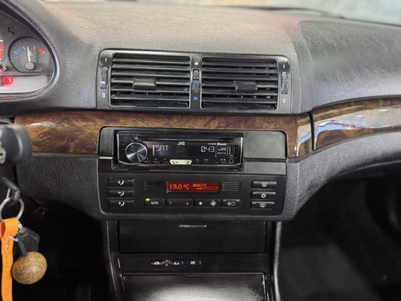 BMW 3 BMW SÉRIE 3 DÉCAPOTABLE (E46) 323 CI 323 CI  2000