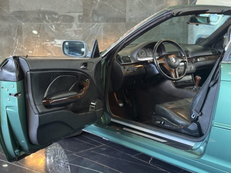 BMW 3 BMW SÉRIE 3 DÉCAPOTABLE (E46) 323 CI 323 CI  2000